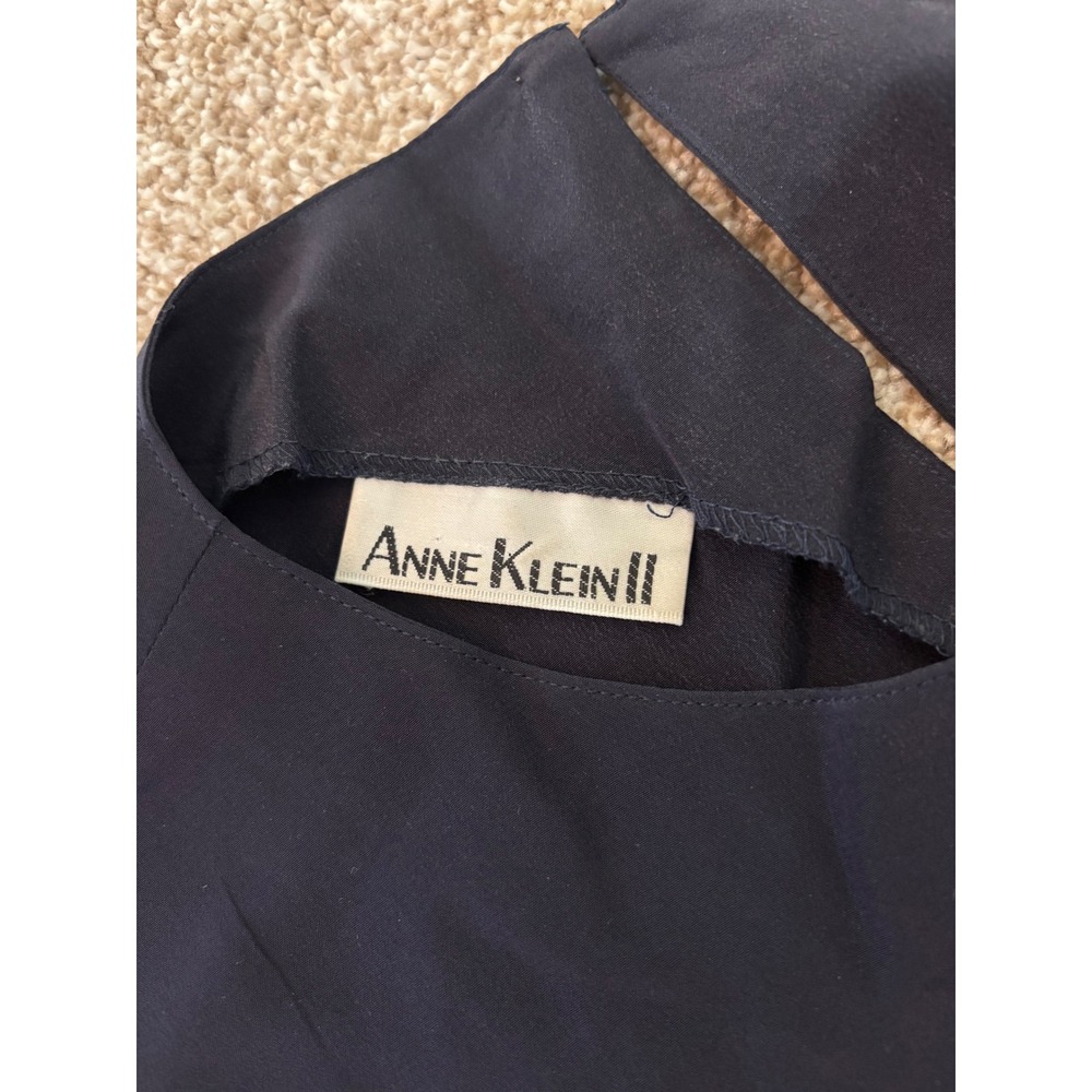 Vintage Anne Klein II Silk Blouse 6 Navy Short Sleeve Minimalist Professional - Picture 2 of 7